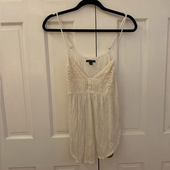 American Eagle White Top - Picture 1 of 3
